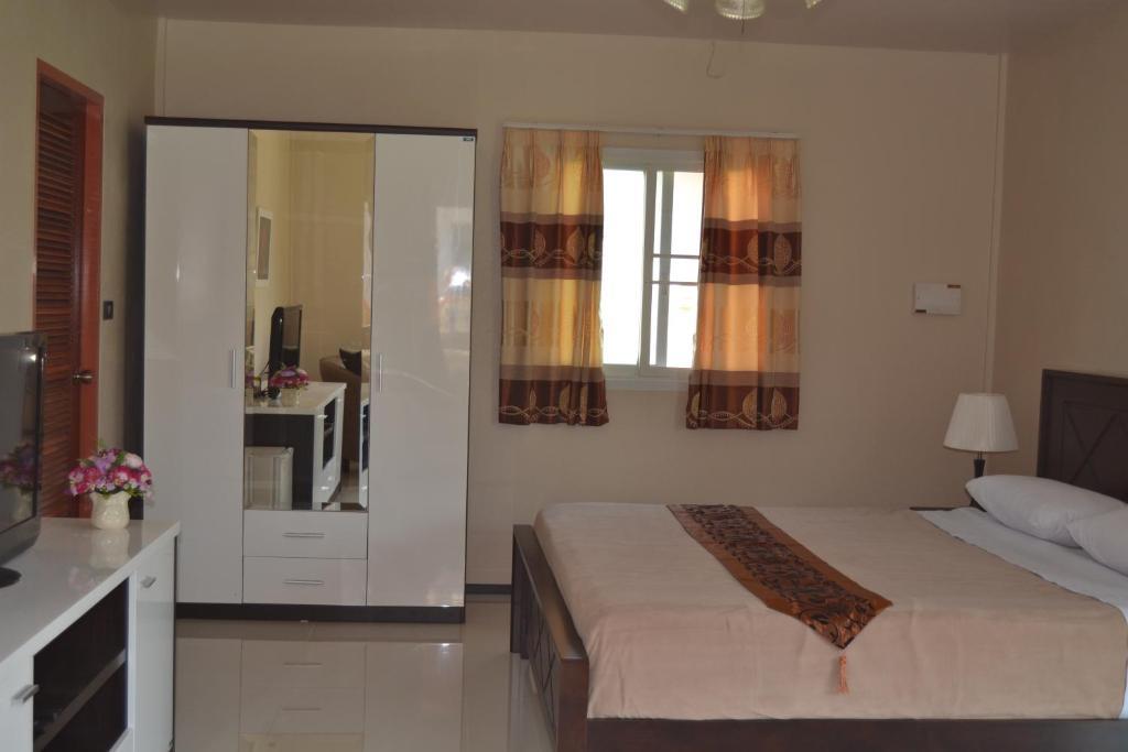 Moon River Resort Ubon Ratchathani Exterior foto