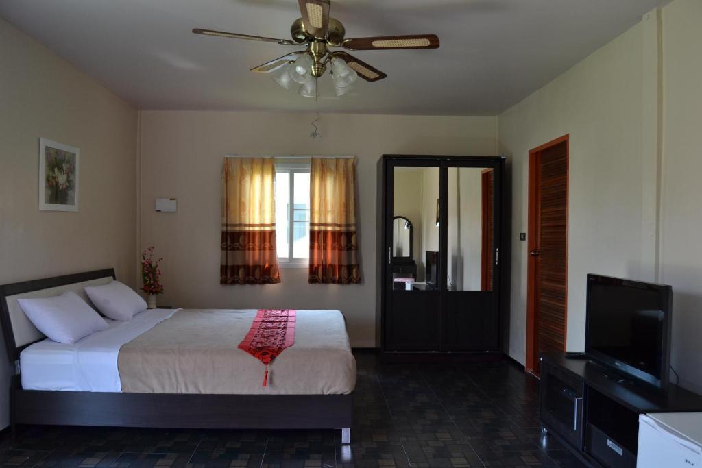 Moon River Resort Ubon Ratchathani Exterior foto