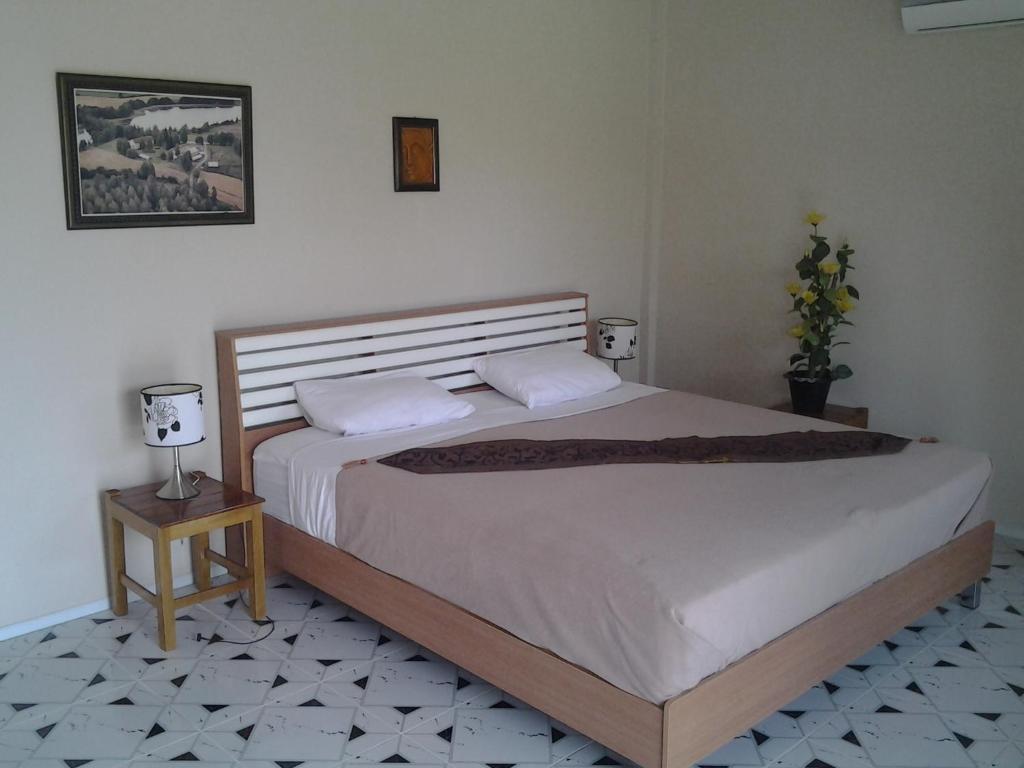 Moon River Resort Ubon Ratchathani Quarto foto